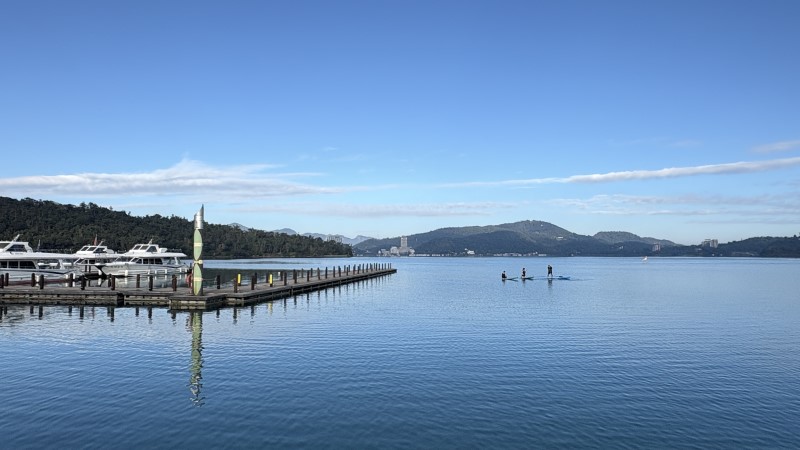 投資舒壓找中信~日月潭慢遊，晨昏皆美